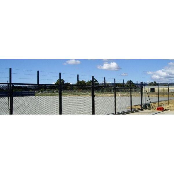 Hot Dipped Galvanized Black Chain Link Fence Cost 1.53m*10m*65mm*65mm*2.5mm