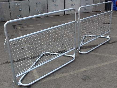 50 x Police Crowd Barrier / Met Barrier Metal Barrier