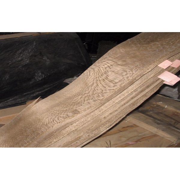 Dyed Oak Veneer Sheets For Decoration , Eliminating Stain Veneer