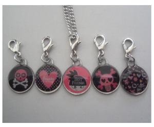 Cheap Epoxy resin skeleton charms keychains, poly resin skull bones pendants with lobster clip for sale