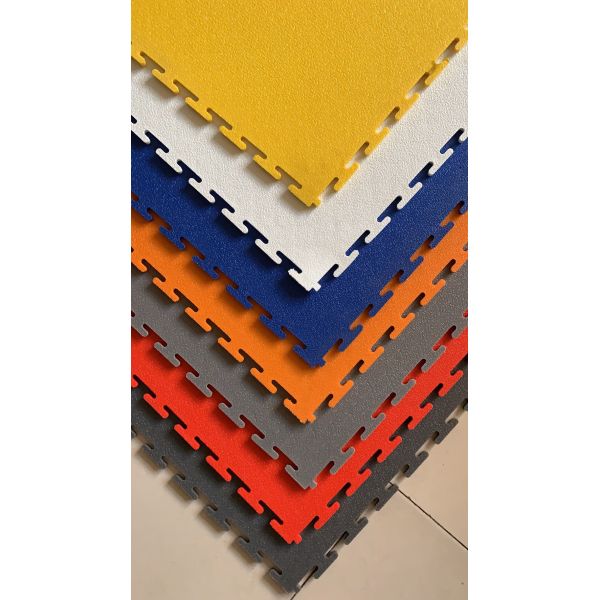 Waterproof Gray PVC Garage Flooring Tile For Indoor Outdoor