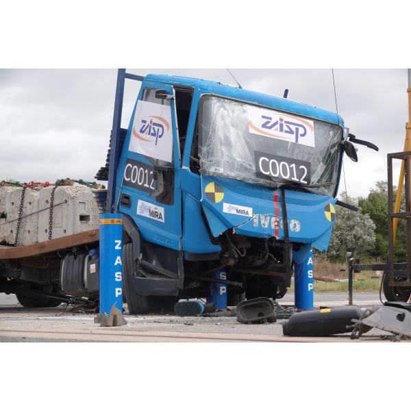 Anti Terrorism Remote Control Heavy Duty Removable Bollards Removable Security Post