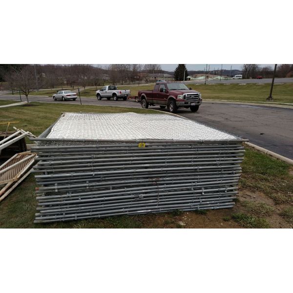Hot Dipped Galvanized Black Chain Link Fence Cost 1.53m*10m*65mm*65mm*2.5mm