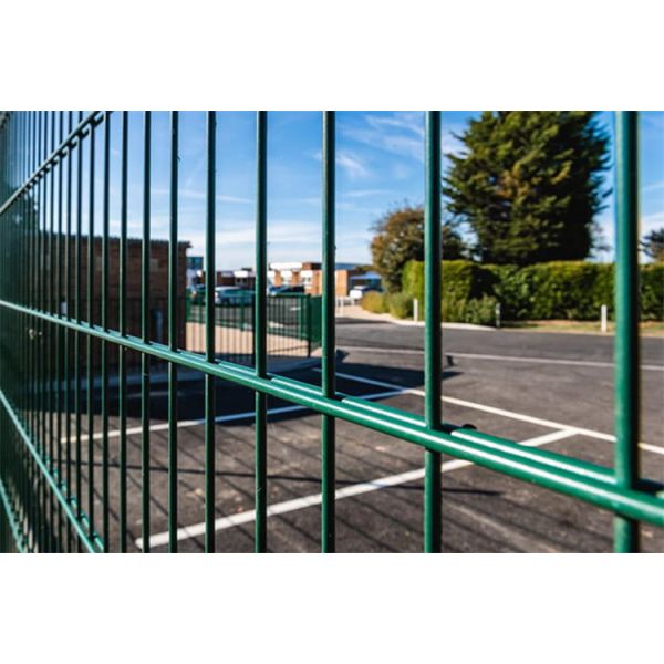 Bilateral Double Wire Welded Fence Galvanized Double Layer Wire Mesh