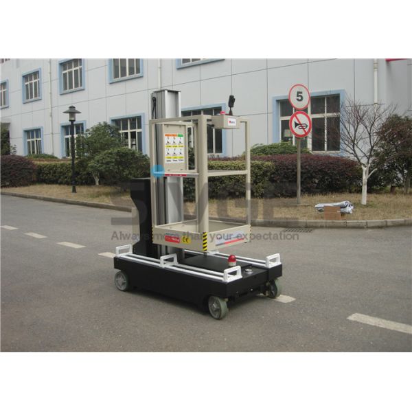 Self - Propelled Vertical Mast Lift GTWZ6-1006 For Factories / Airports