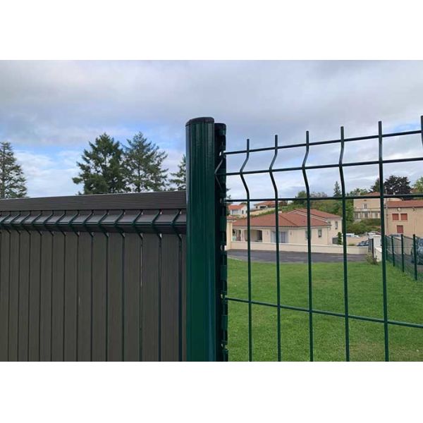 Factory Manufacturer Chain Link Farm Fencing Hot Dipped Galvanized Roll 3d Welded Wire Mesh Fence Trellis Garden Panel