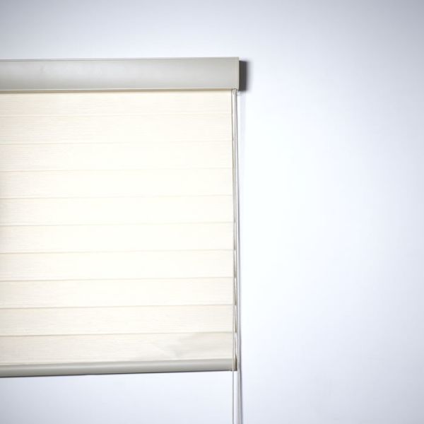 Easy Switching Roller Soundproof Window Curtain Blinds