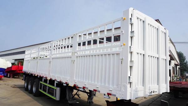 Tri Axle 50 Tons Animal Transport Livestock Fence Semi Trailer