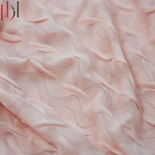 High End Jacquard Fabric 95% Polyester Custom Made Yarn Dyed Pattern For Dress