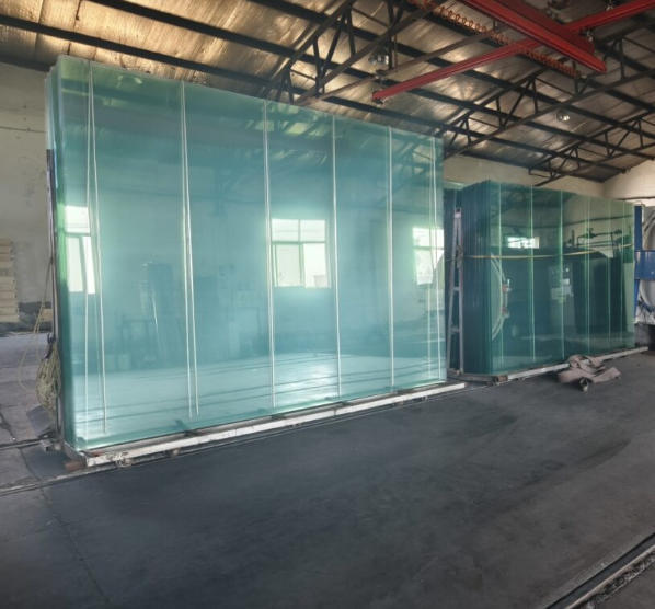 331 3+0.38mm PVB+3mm 6.38mm Colorless Clear Laminated Float Glass 2440*1830mm 3300*140mm 3660*2140mm