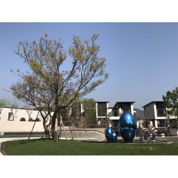 Electroplating Swimming Pool Fountain Statues Eggs Stainless Steel Modern Sculpture